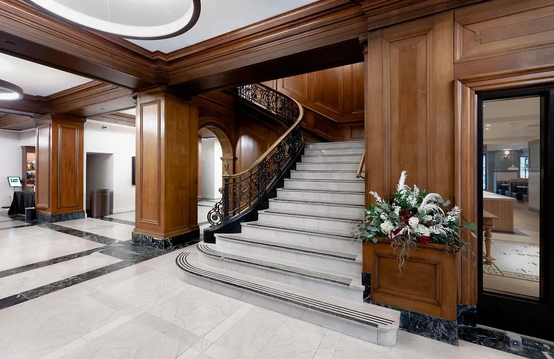 Hotel Fort Des Moines, Curio Collection By Hilton-1