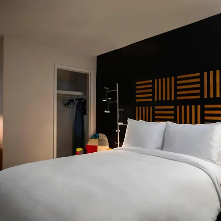 Renaissance Des Moines Savery Hotel-2